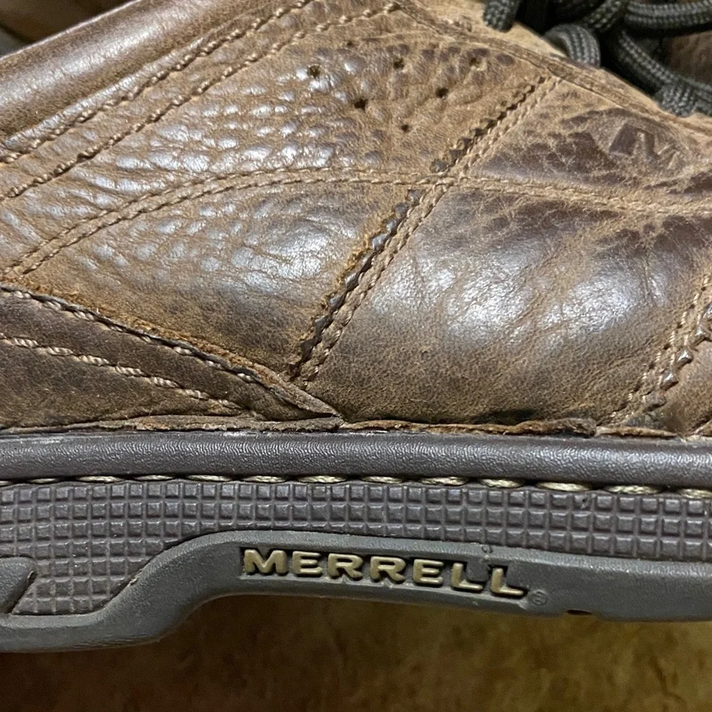 Men’s Merrell Dark Brown Leather Oxfords Size 9 Quiet Luxury Comfy Careers